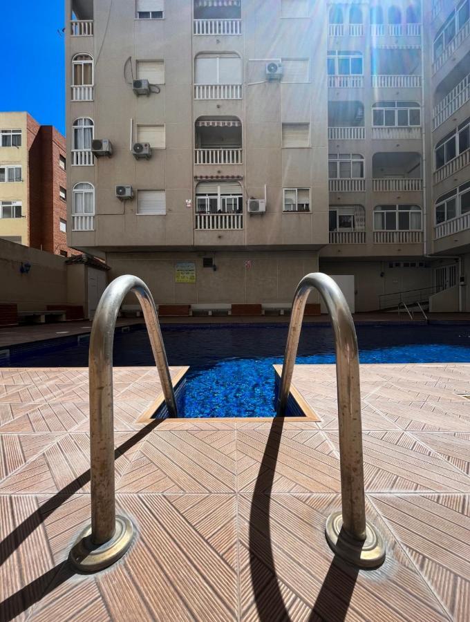 Torreviejaplace Luaran gambar